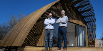 Ross and Archie Hunter, Armadilla