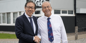 Yoshihiro Hayakawa - Incoming Managing Director from Mitsui - and [Right] Roy MacGregor of GEG